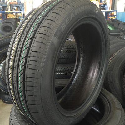 لاستیک‌های PCR 195/65R15 با قطر 800 میلی‌متر مقاومت غلتشی کم تایر SUV
